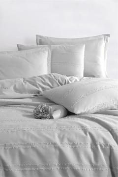 %100 Pamuk Çift Kişilik Saçaklı Nevresim Seti Avola