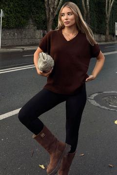 Kahverengi V Yaka Düşük Kol Kadın Triko Süveter